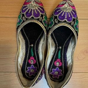 Girls Indian style shoes